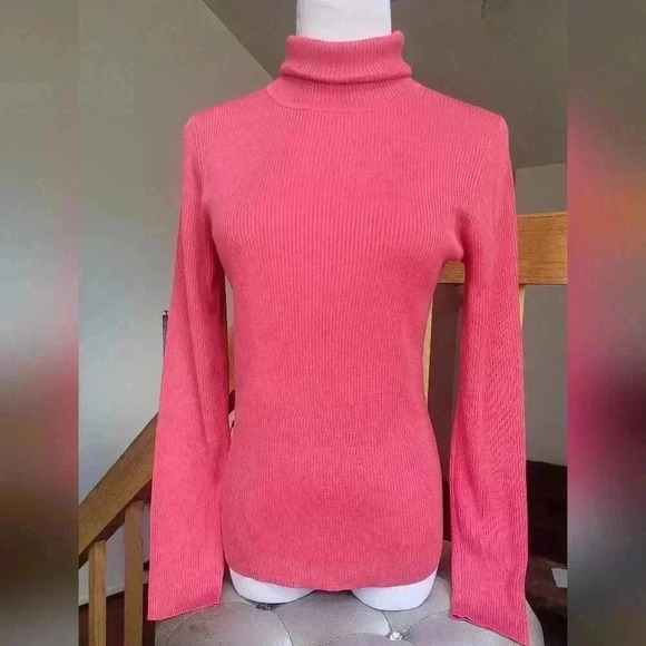 Loft ann taylor turtle neck, long sleeves, ribbed fabric sweater, like New. Med. - Picture 2 of 8
